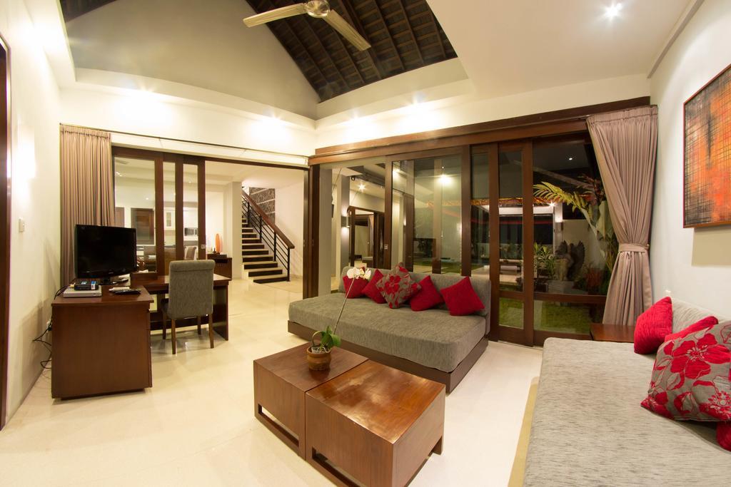 Villa Seratus Jimbaran Buitenkant foto